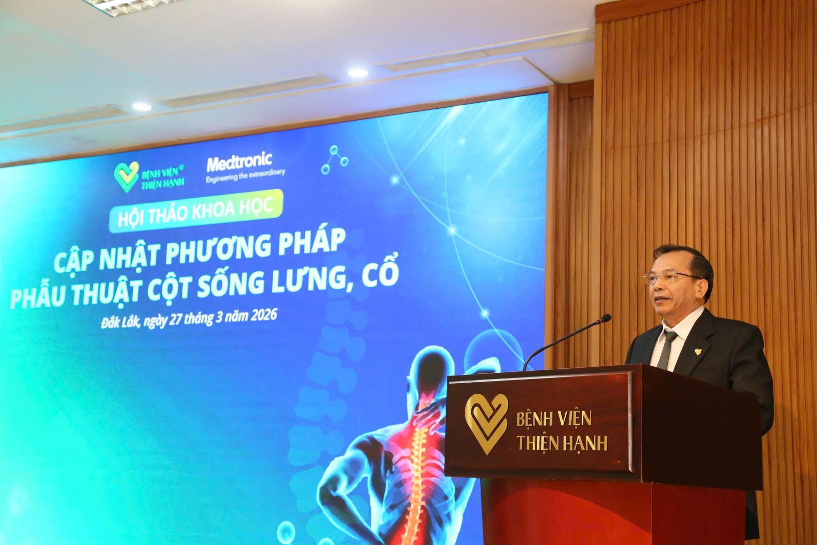 Bác sĩ Phan Trọng Nhơn, Phó Giám đốc BVĐK Thiện Hạnh phát biểu khai mạc hội thảo.