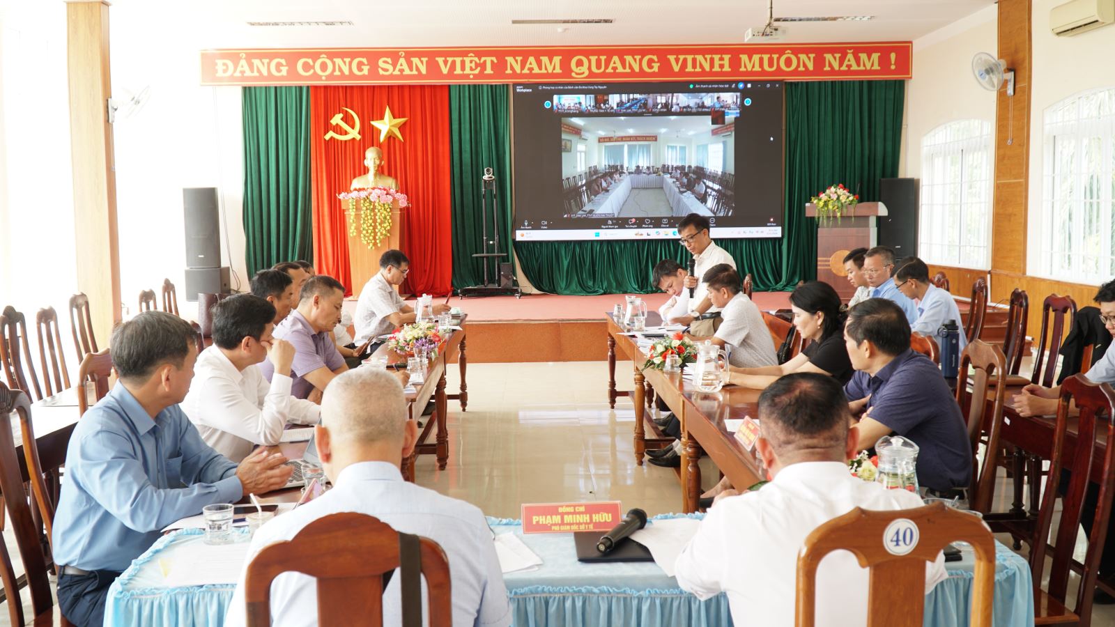 Toàn cảnh Hội nghị.