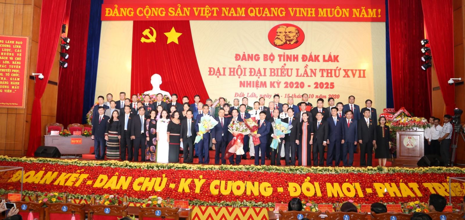  Hình ảnh đại hội đại biểu lần thứ XVII tại tỉnh Đắk Lắk