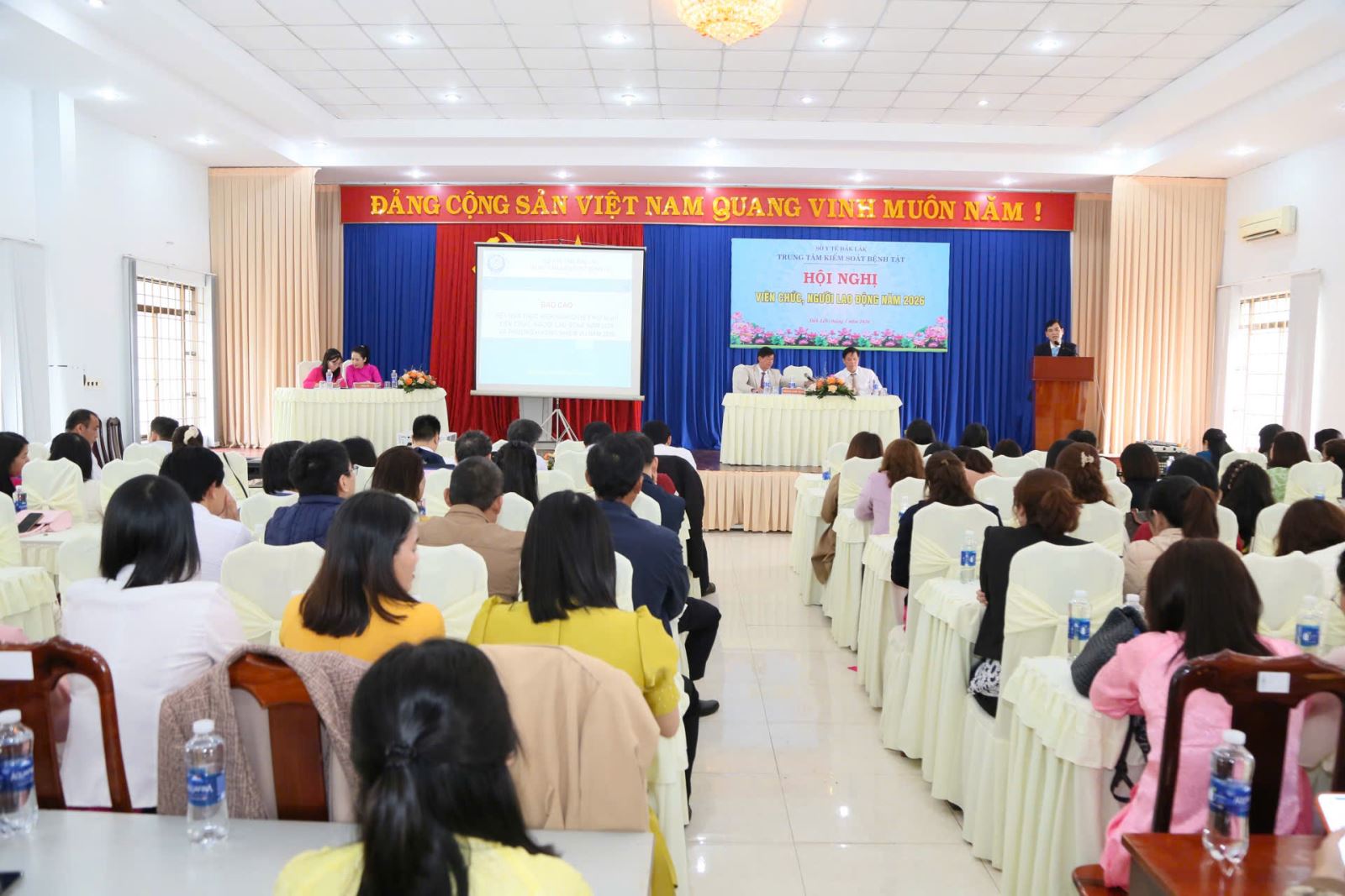 Toàn cảnh Hội nghị viên chức và người lao động năm 2026.