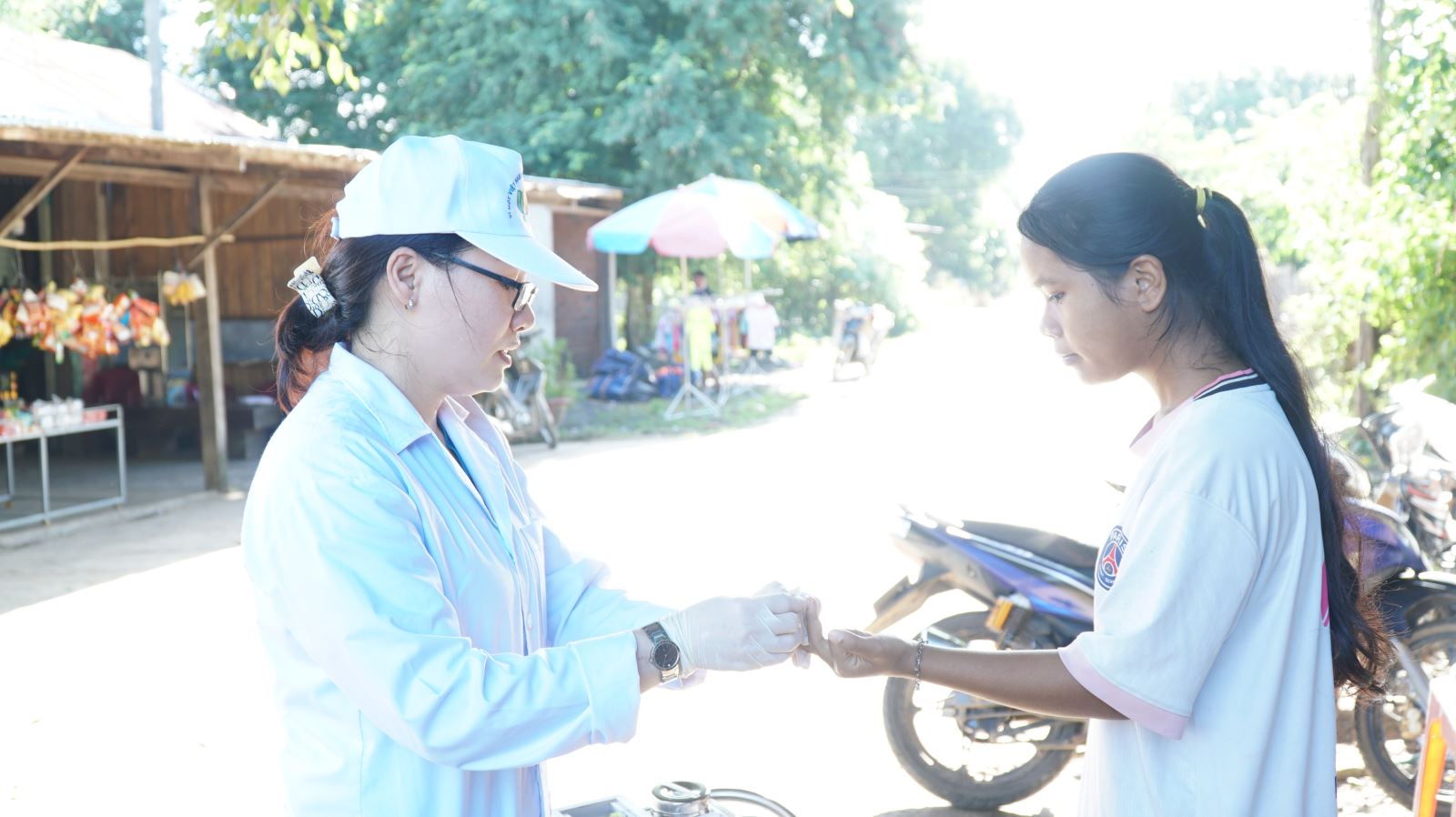 Ngay sau khi phát hiện ca bệnh sốt rét, Ngành Y tế Đắk Lắk nhanh chóng triển khai các biện pháp để khoanh vùng kiểm soát nguồn lây.