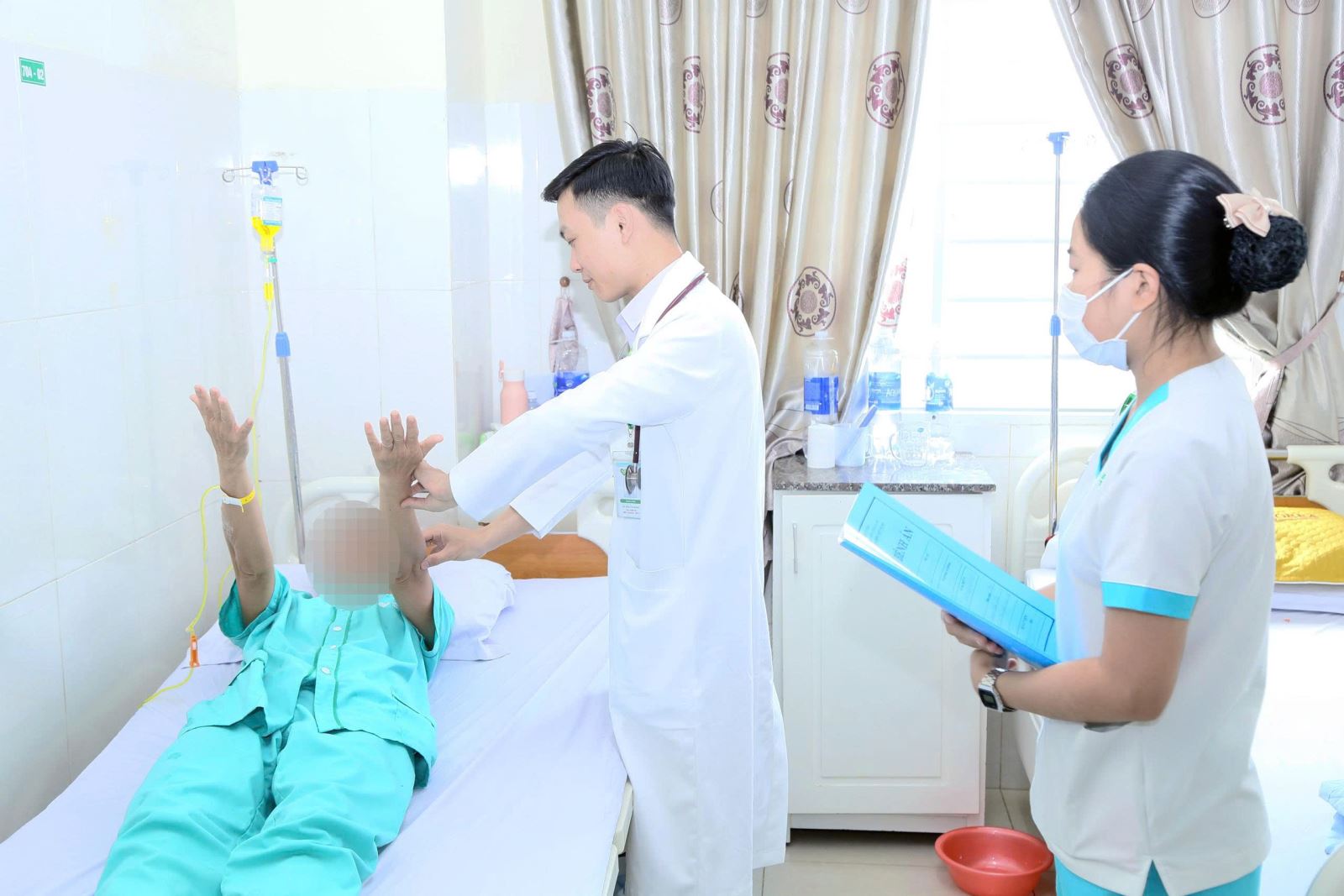 Bệnh nhân đột quỵ não điều trị tại BVĐK Thiện Hạnh.