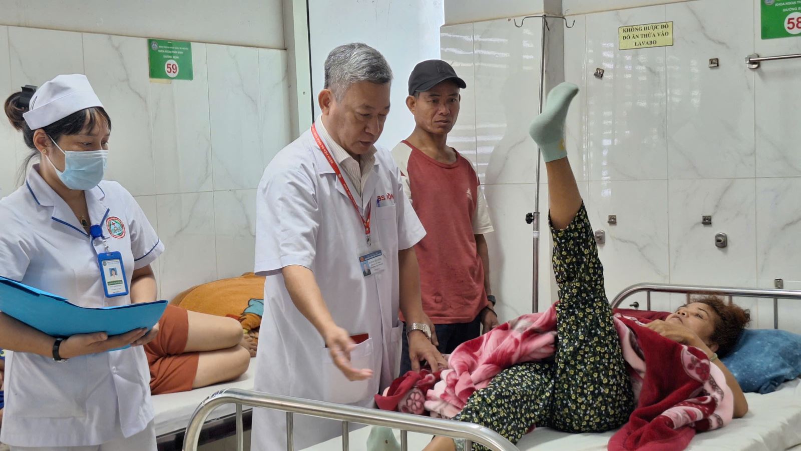 Bệnh nhân cử động được chân sau phẫu thuật.