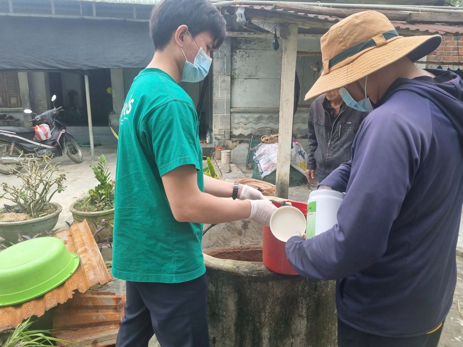 Nước sạch không chỉ thay đổi sinh hoạt, mà còn thay đổi nhận thức của người dân về bảo vệ môi trường.