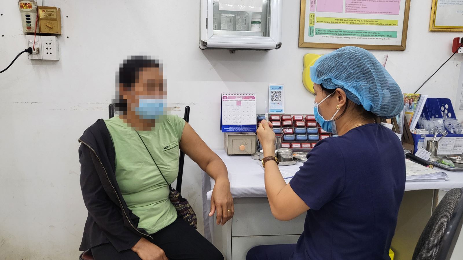 Cần đến cơ sở y tế  tiêm vắc xin phòng dại ngay khi bị chó, mèo hoặc động vật nghi dại cắn, cào, liếm.