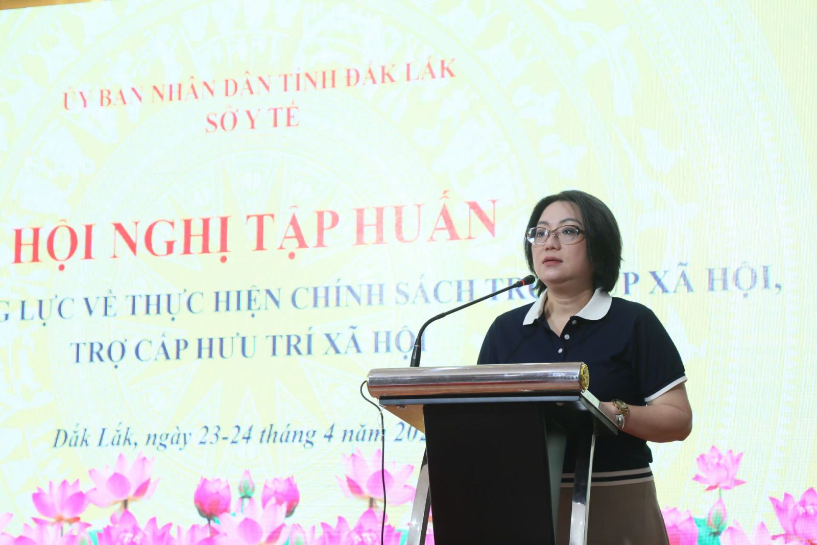 Bà Phạm Thị Minh Hiền- Phó Giám đốc Sở Y tế tỉnh Đắk Lắk phát biểu tại lớp tập huấn.