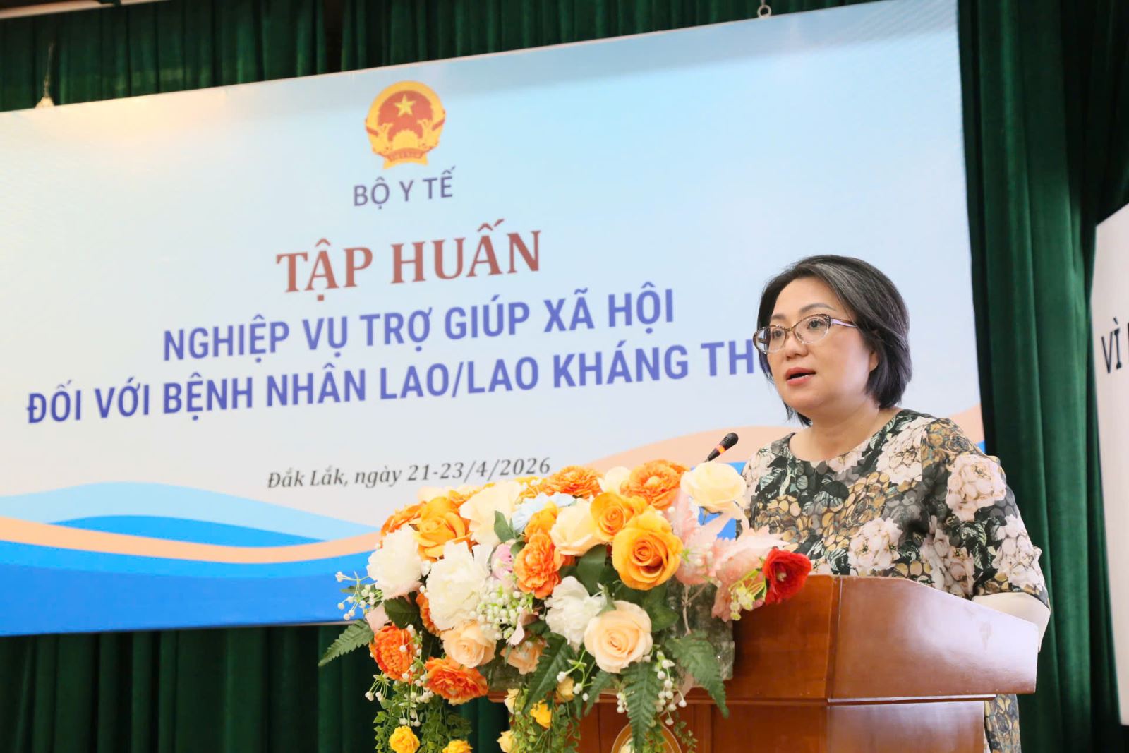 Bà Phạm Thị Minh Hiền- Phó Giám đốc Sở Y tế phát biểu tại lớp tập huấn.