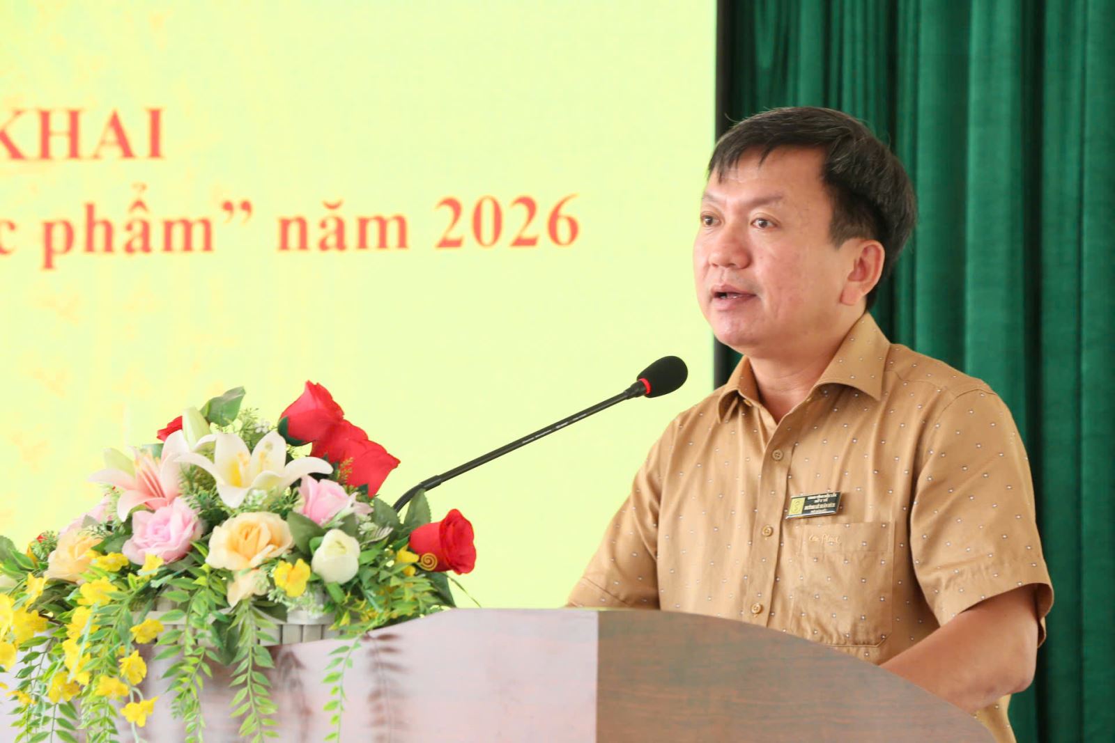 Đồng chí Huỳnh Lê Xuân Bích, Phó Giám đốc Sở Y tế, Phó Ban ban chỉ đạo Liên ngành an toàn thực phẩm tỉnh.